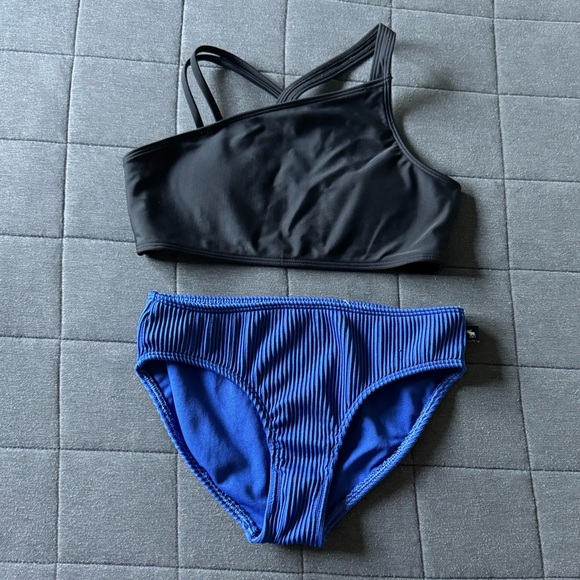 Abercrombie Kids Bikini! - Picture 1 of 4
